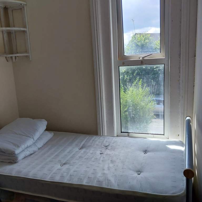 Room Available in Southampton