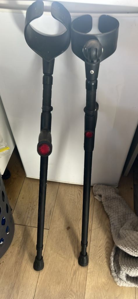 Top range crutches 