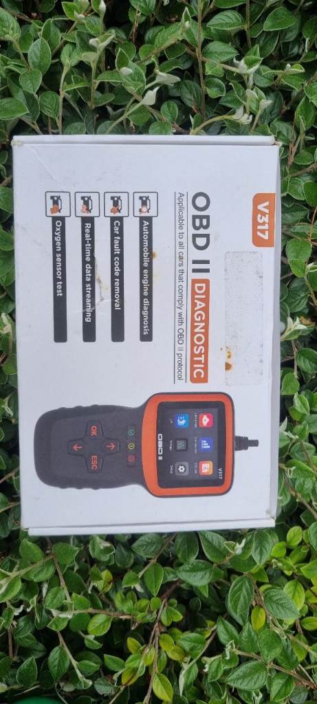 OBD 2 diagnostic scanner 