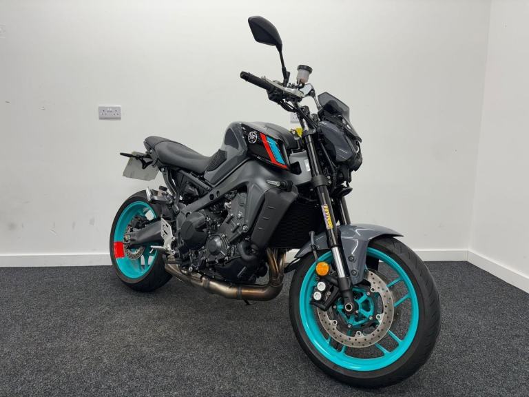 YAMAHA MT09 ** LONG MOT - QUICK SHIFT - ABS **