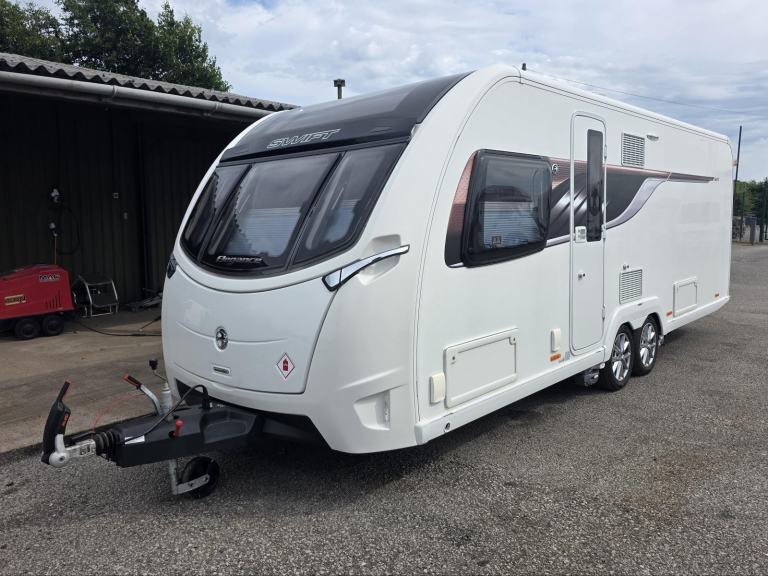 2018 Swift Elegance 645 Twin Axle Island Bed 4 Berth Caravan For Sale