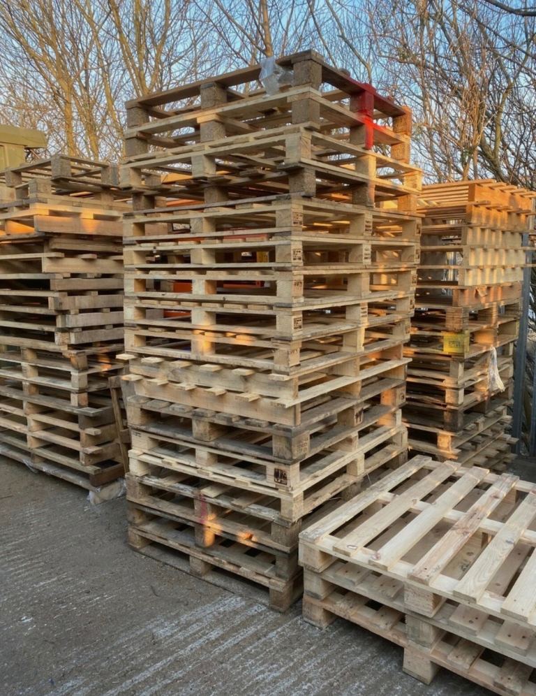 Free Wooden Pallets