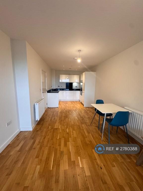 1 bedroom flat in Altitude Point, London, N8 (1 bed) (#2780388)
