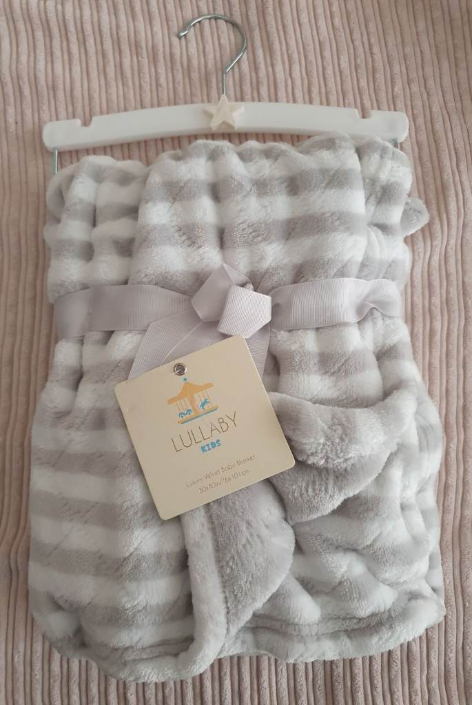 LULLABY KIDS Baby Luxury Velvet Blanket Grey White Striped Plush Super Soft BNWT