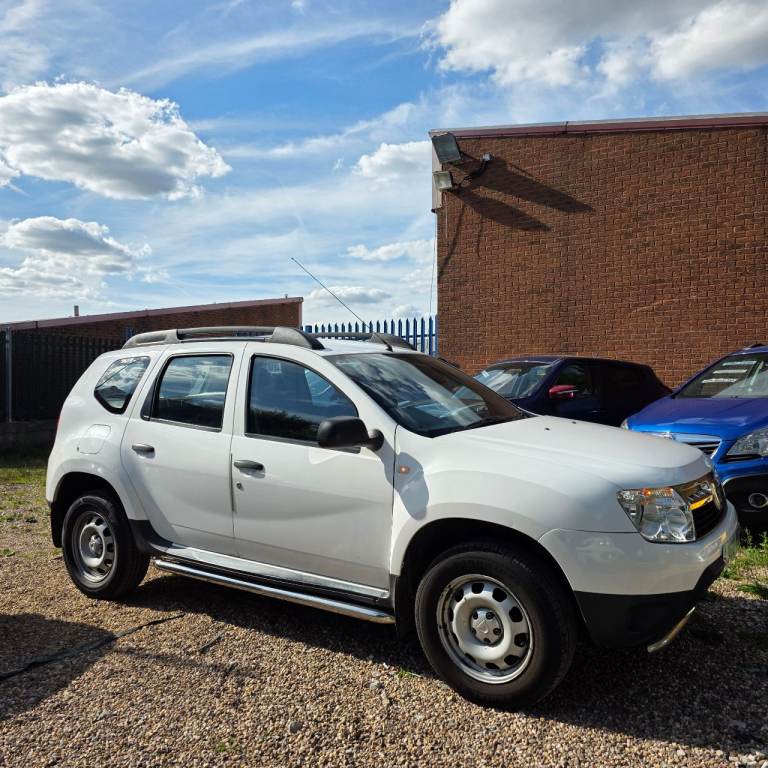 DACIA DUSTER ACCESS 4X2 MODEL 1.6 PETROL 105 BHP LOW MILES 65K 12 MONTHS MOT&FULL HISTORY SERVICE!!!