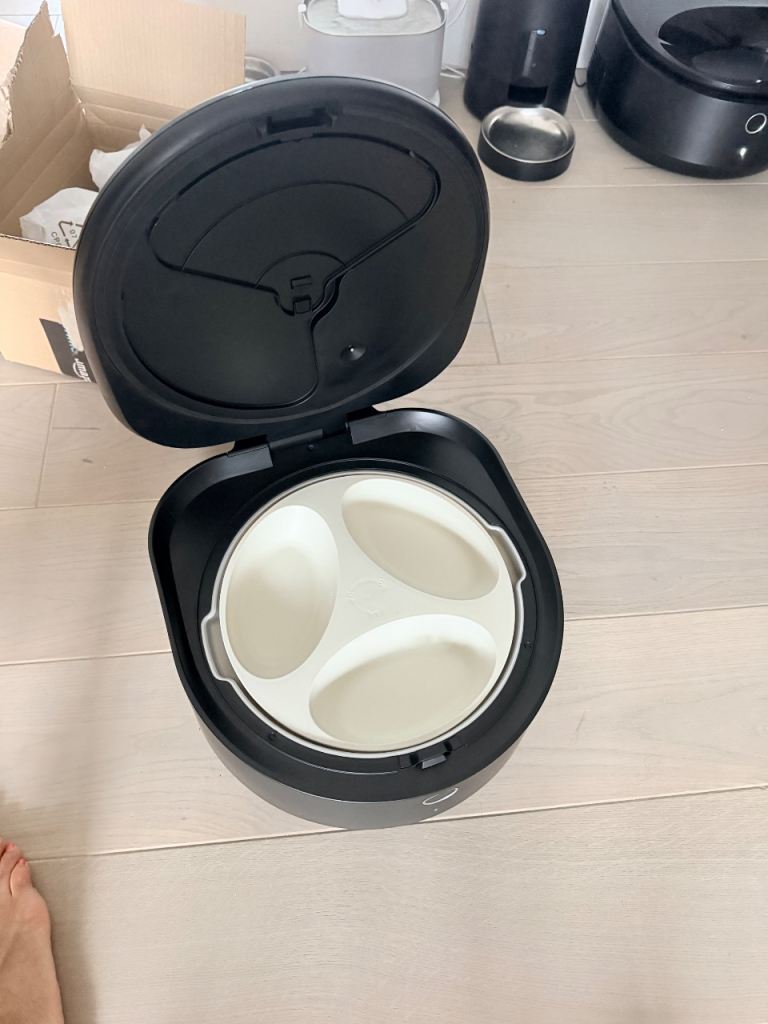 Petlibro Polar Wet Feeder - barely used
