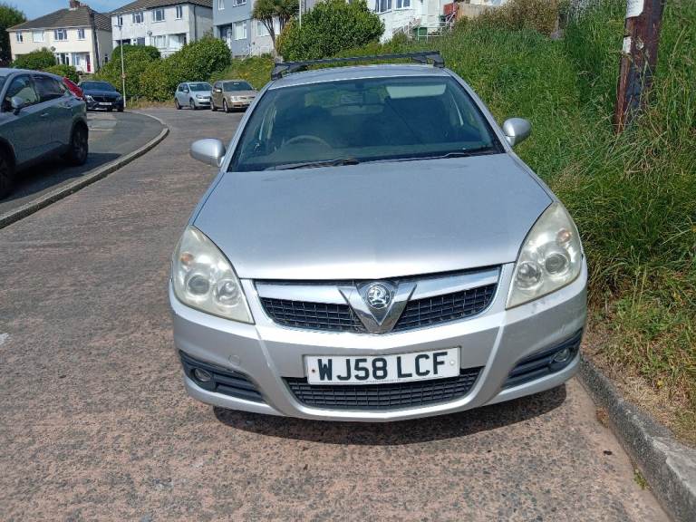 Vauxhall, VECTRA, Hatchback, 2008, Manual, 1796 (cc), 5 doors