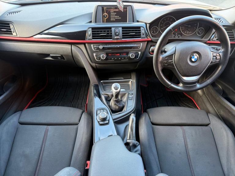 2013 BMW 3 Series 320i Sport 4dr SALOON Petrol Manual