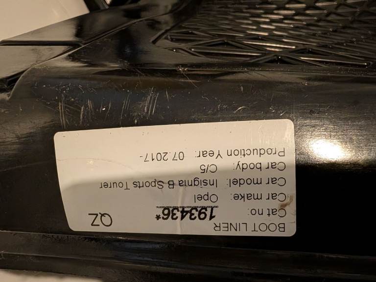 GENUINE VAUXHALL INSIGNIA B ESTATE 2017 ONWARDS BOOT COVER