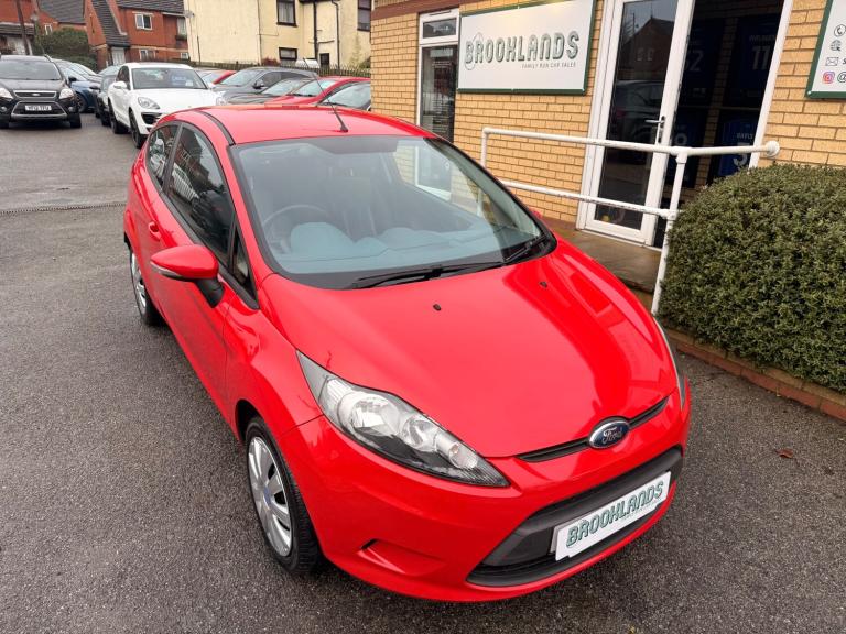 2010 Ford Fiesta 1.25 Edge Red 3 Door Low Insurance Group Isofix 54+mpg Air Con