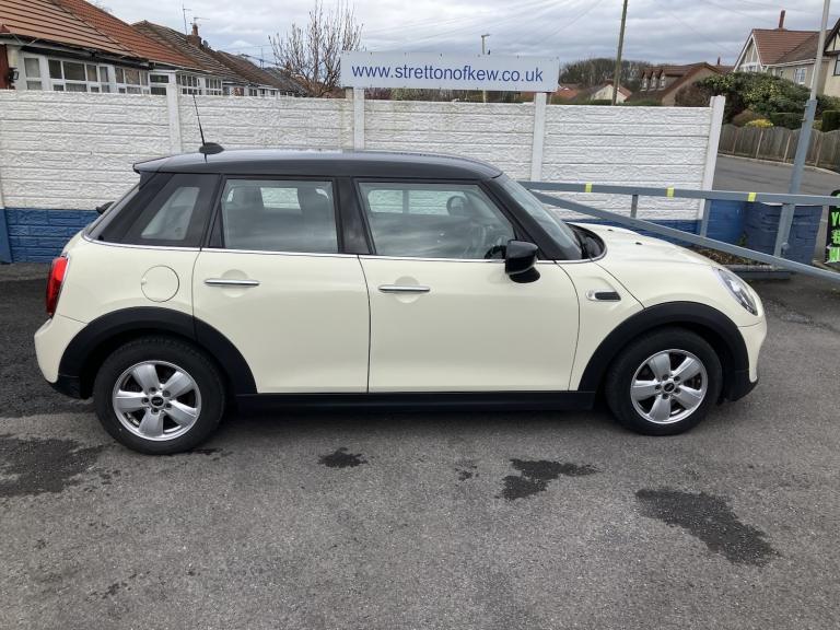 MINI HATCH 1.5 5-Door Hatch Cooper Classic 2019