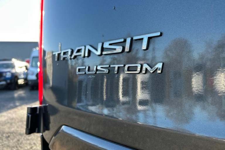 2022 Ford Transit Custom 320 Limited AUTO L1 SWB Double Cab In Van FWD 2.0 EcoBlue 170ps Low Roof...