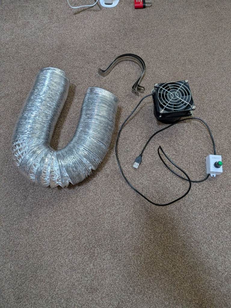 USB Powered Fan with Flexible Ducting and Clamps