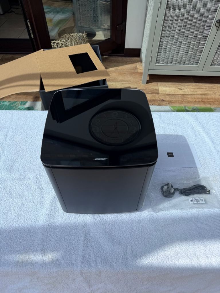 Bose Acoustimass 300 Bass Module 700 – As Good As New
