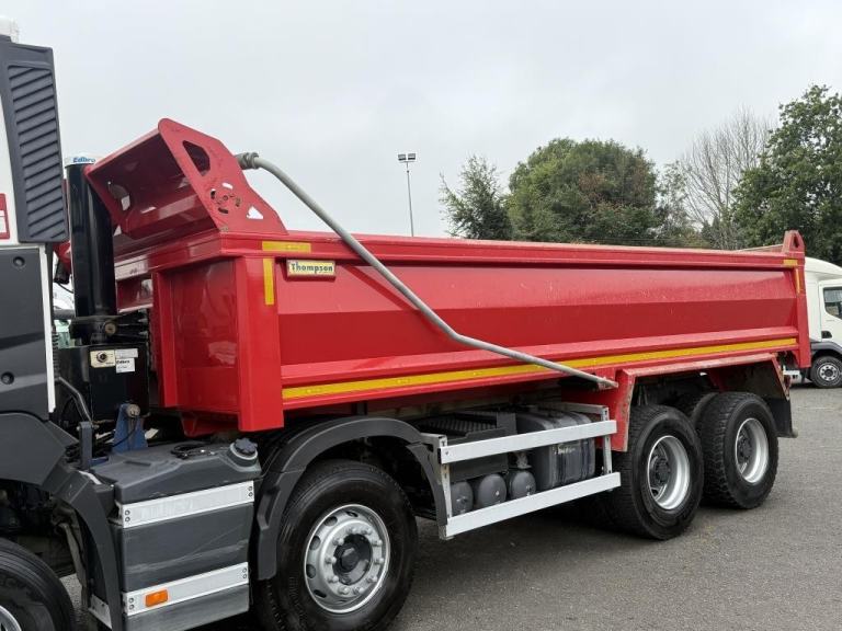 2022 RENAULT K440 8X4 32T TIPPER