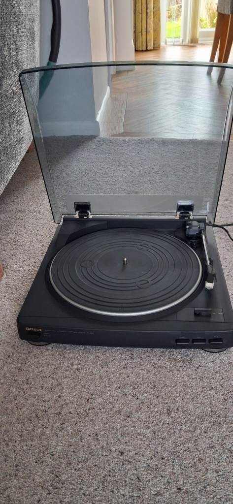 Aiwa Vintage turntable