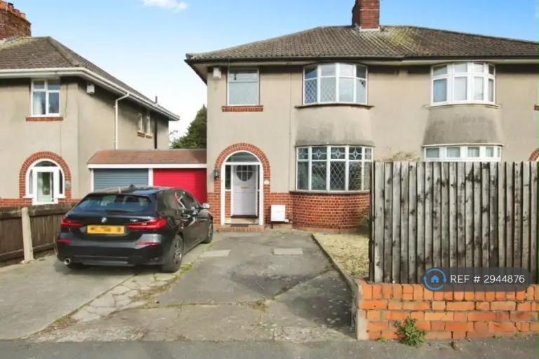 4 bedroom house in Monks Park Avenue, Bristol, BS7 (4 bed) (#2944876)