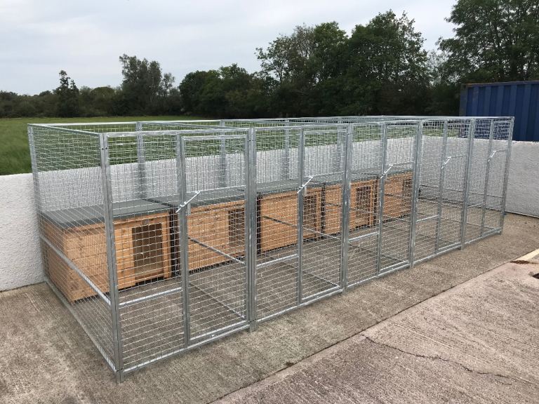 High quality galvanised dog pens. Dog run. Dog kennel. Pet cat enclosures