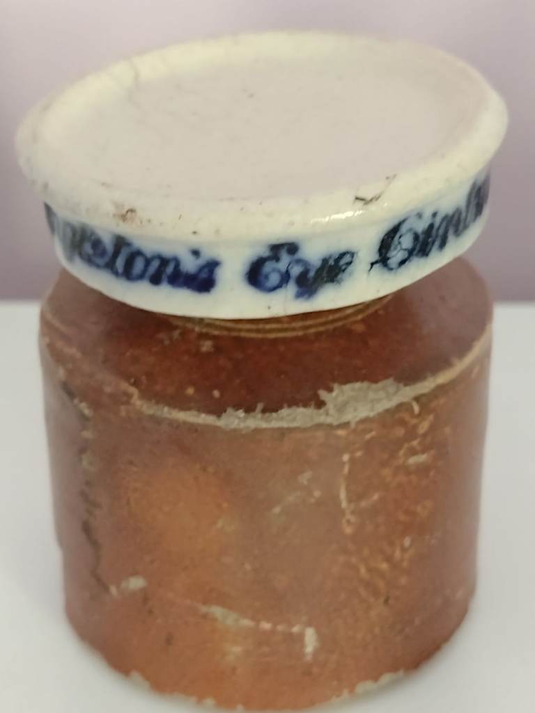 Job Lot of 13 Small Old Glass Bottles/Ceramic Jars & Lids & Glass Stoppers for display.