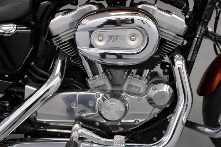 2014 Harley-Davidson XL883L Sportster Super Low in Custom Burnt Orange Flake