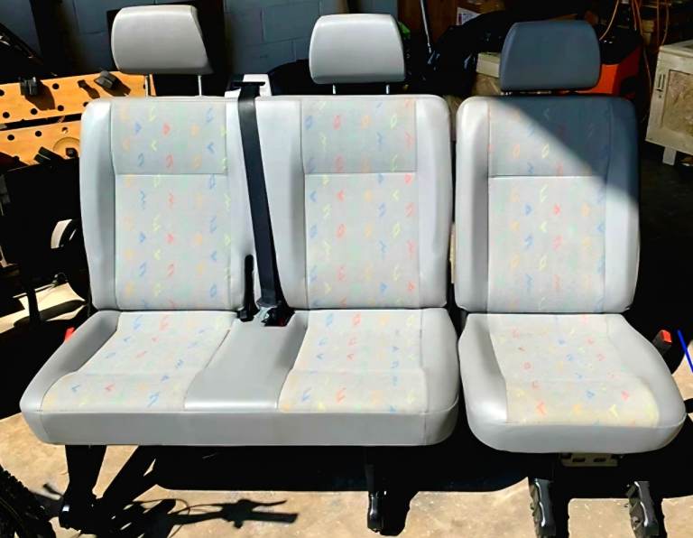 Volkswagen T5 Transporter kombi seats 