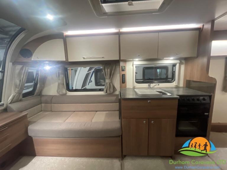 Bailey Phoenix 644 2019