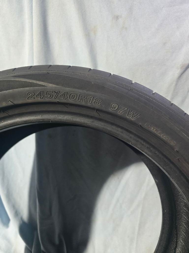 245/40/18