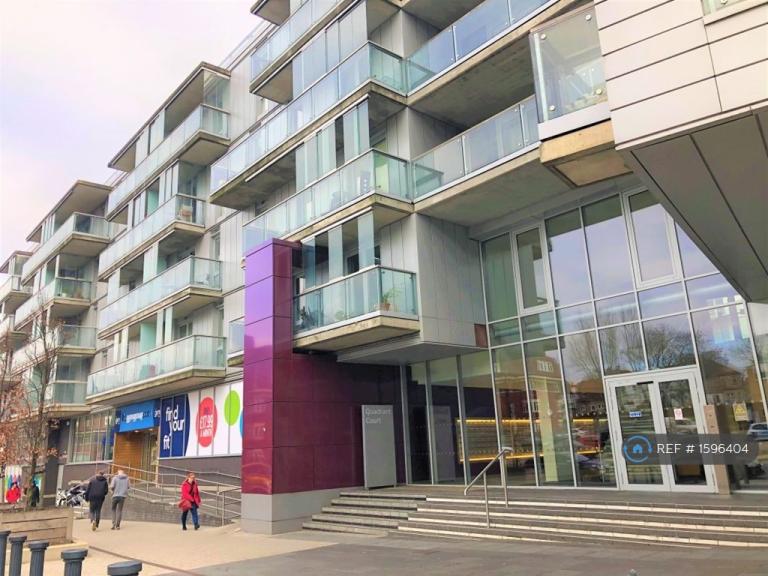 2 bedroom flat in Quadrant Court, Wembley, HA9 (2 bed) (#1596404)