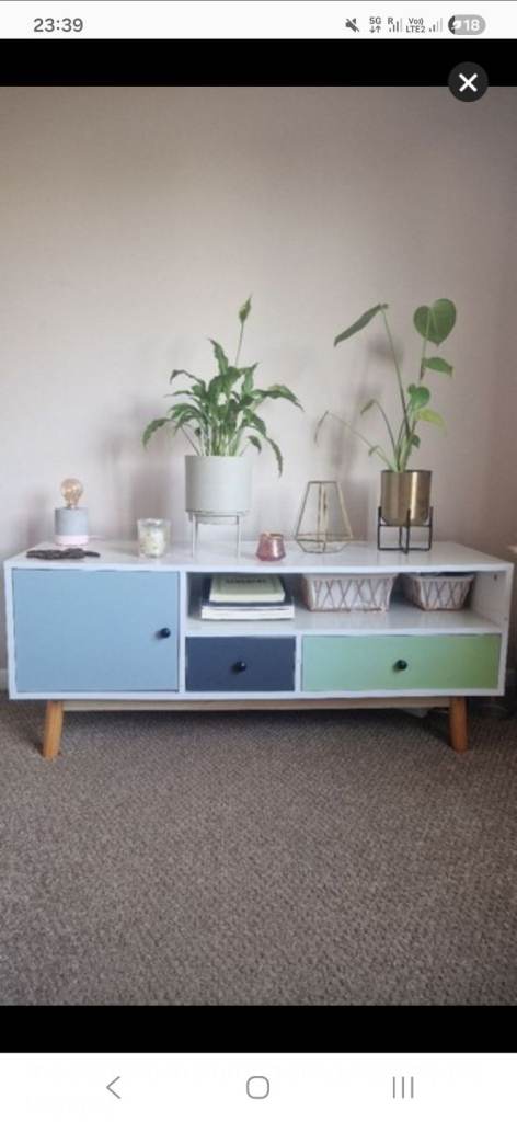 FREE - Stylish Mid-Century Modern TV Stand / Sideboard