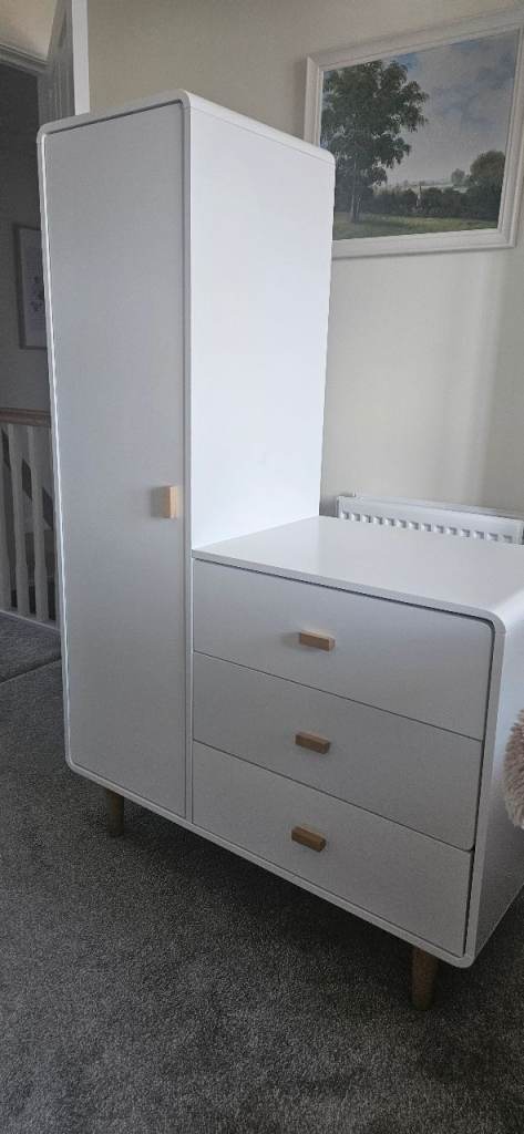 Children's Wardrobe & Drawer Unit