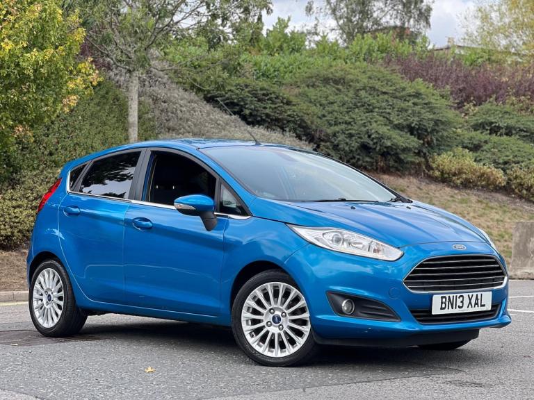 2013 Ford Fiesta 1.0T EcoBoost Titanium Euro 5 (s/s) 5dr HATCHBACK Petrol Manual