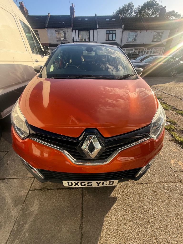 Renault, CAPTUR, Hatchback, 2015, Manual, 898 (cc), 5 doors