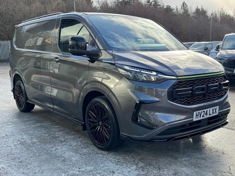 2024 Ford Transit Custom 2.0 EcoBlue 136ps H1 Van Limited PANEL VAN DIESEL Manual