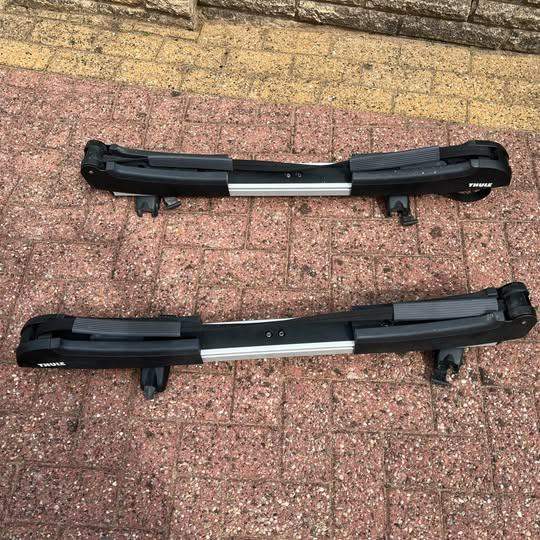 Thule 810001 SUP Taxi XT Paddleboard Carrier