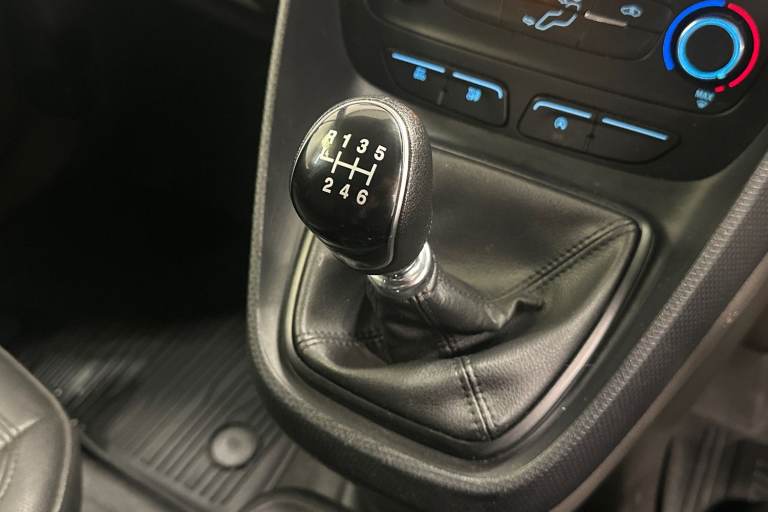 2022 Ford Transit Connect RX9CD Van Diesel Manual