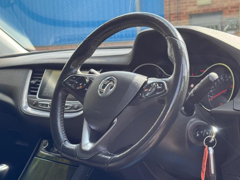 2020 Vauxhall Grandland X 1.2 Turbo SRi Nav 5dr HATCHBACK Petrol Manual