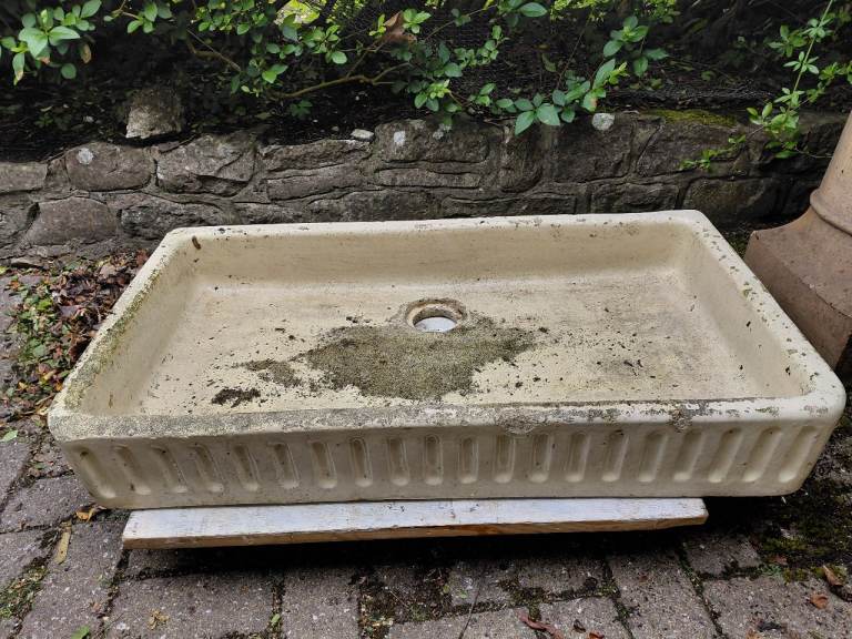 Butler garden sink