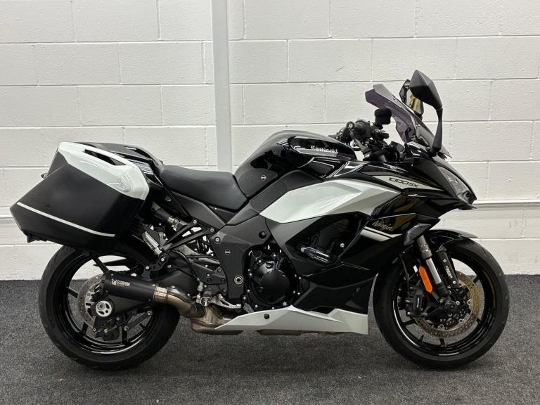 KAWASAKI NINJA 1000 SX KNSNN ABS * Panniers - Scorpion Exhaust - 12 Months MOT *