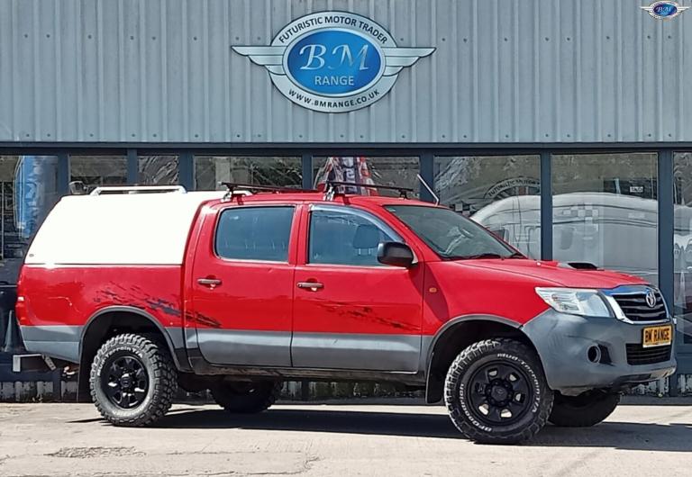 TOYOTA HILUX 2.5 D-4D HL2 Red Manual Diesel 2013
