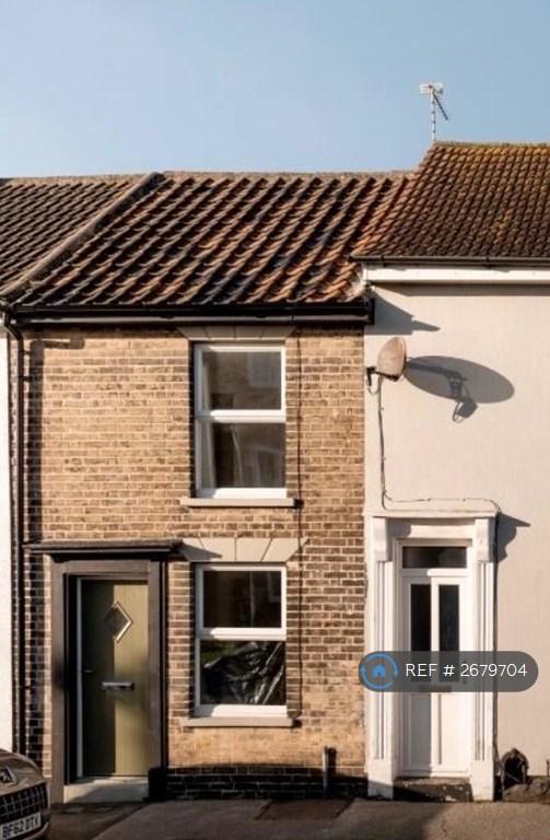 1 bedroom house in Park Road, Lowestoft, NR32 (1 bed) (#2679704)