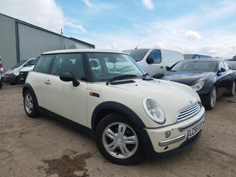 MINI ONE 1.6 PETROL AUTOMATIC ULEZ COMPLIANT HATCHBACK