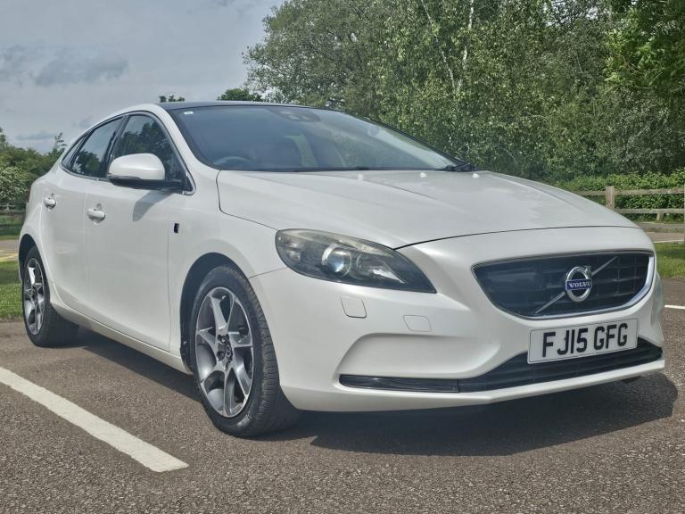 2015 Volvo V40 1.6 T4 SE Hatchback 5dr Petrol Powershift Euro 5 (s/s) (180 ps) Hatchback Petrol A...
