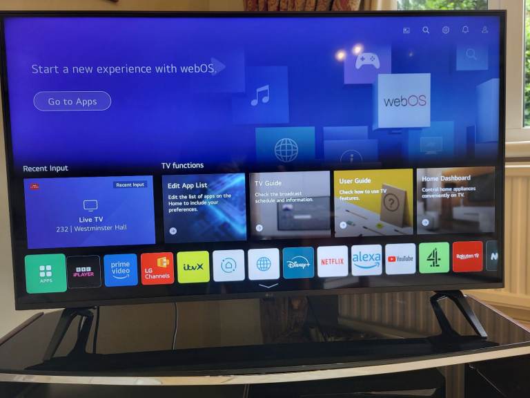 LG Smart 43" LED 4K TV 