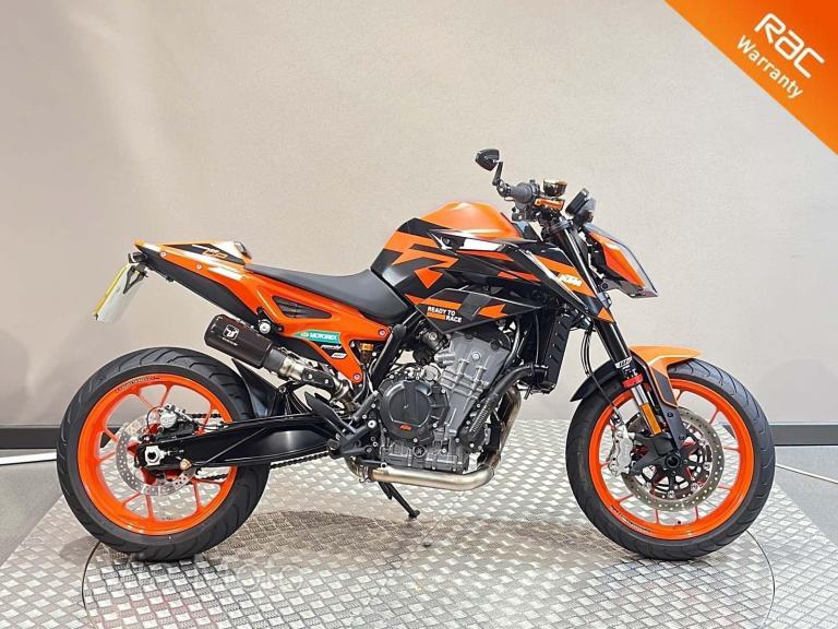 KTM 890 DUKE GP - 2022 - 7286 miles