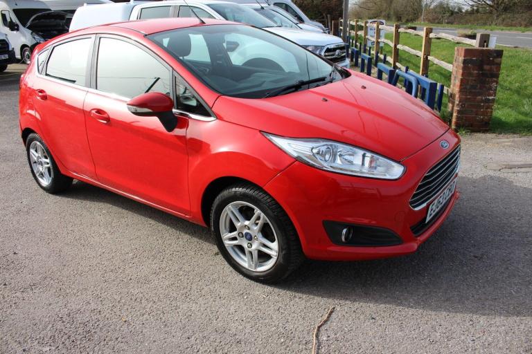 2013 Ford Fiesta 1.25 Zetec Euro 5 5dr Hatchback Petrol Manual