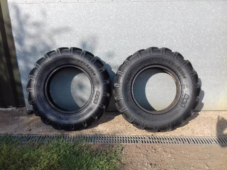 2 x BKT IMPLEMENT - AS504 TYRES SIZE 7.50 x 16 / 7.50-16