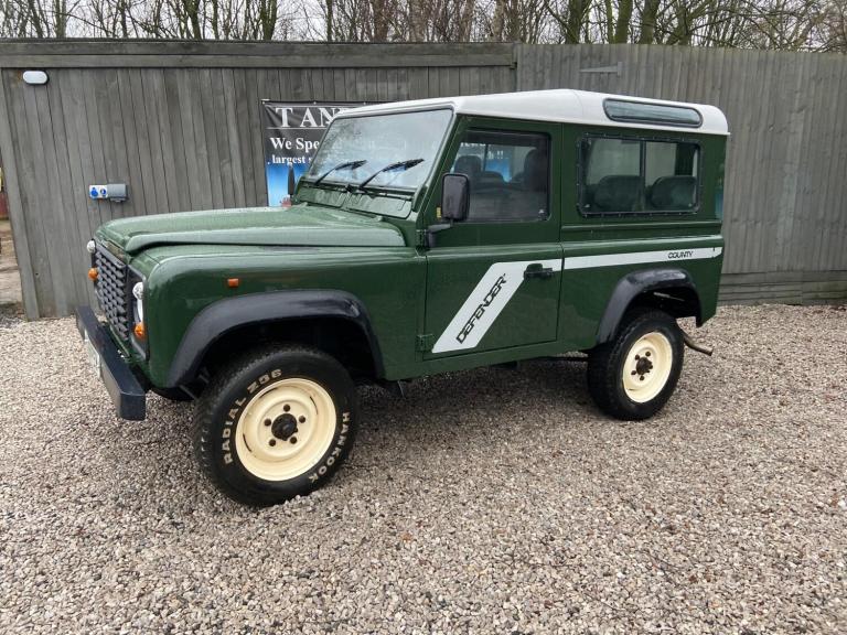 1995 Land Rover Defender Hard Top Td5 PANEL VAN DIESEL Manual