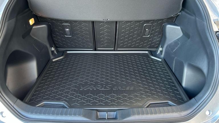  Toyota Yaris Cross 1.5 VVT-h Design SUV 5dr Petrol Hybrid E-CVT Euro 6 (s/s) (116 ps) Petrol/Ele...