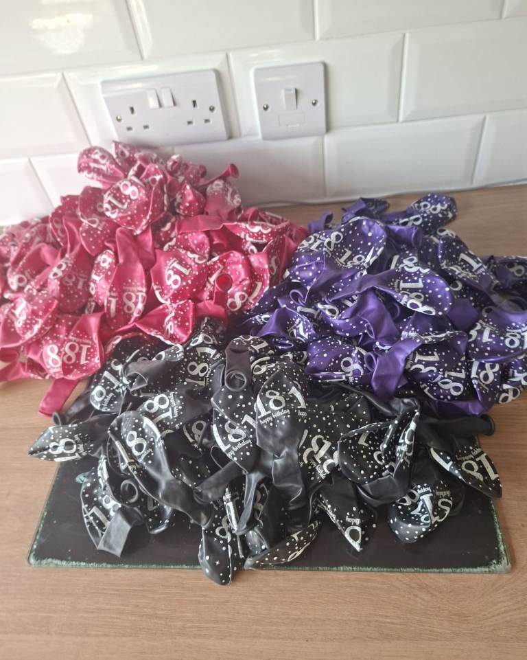 JOB LOT - 240 - 18TH BIRTHDAY LATEX BALLOONS 