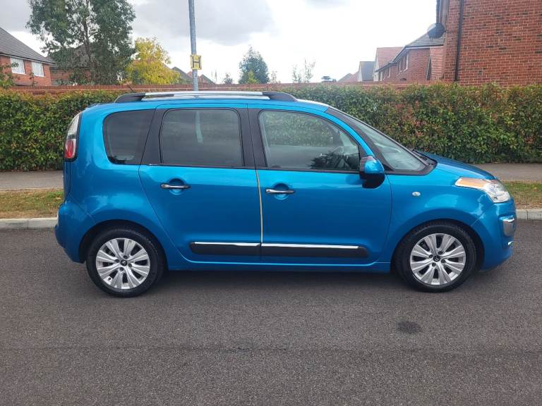 Citroën c3 picasso 1.6 hdi exclusive £35 yr tax